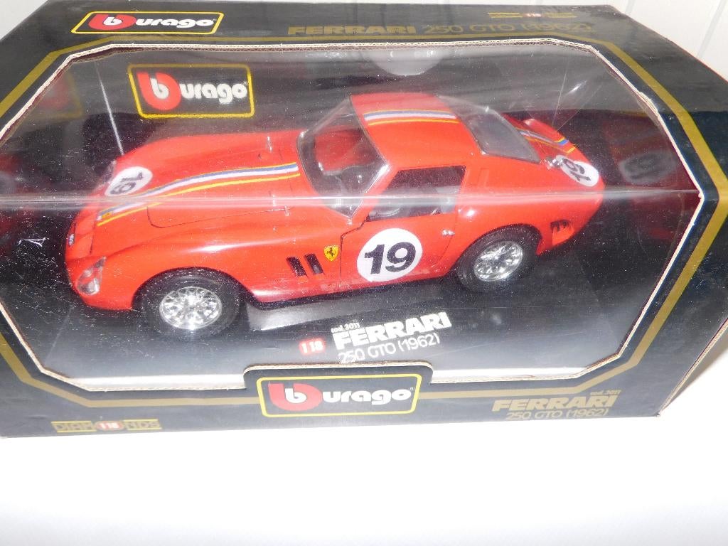 bburago ferrari GTO #19 bj 1962 1/18 in doos, Ophalen of Verzenden, Zo goed als nieuw, Bburago