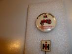 Mooi Koper Hi Tractor Speldje.Button is al weg., Verzamelen, Speldjes, Pins en Buttons, Ophalen of Verzenden, Zo goed als nieuw