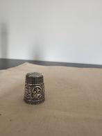 Antieke zilveren vingerhoed – sterling zilver – barokdeco, Ophalen of Verzenden, Gebruikt, Zilver, Reliëf