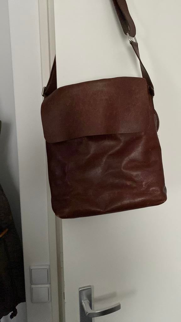 Leren tas, met bijpassende portemonnee, Ophalen of Verzenden, Zo goed als nieuw, Bruin, Schoudertasje