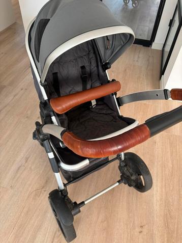 2 in 1 kinderwagen Born Lucky met toebehoren beschikbaar voor biedingen