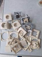 Diverse losse schakelmaterialen, Ophalen, Gebruikt, Stopcontact