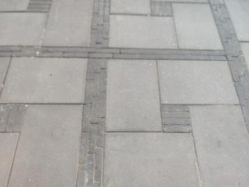 Tegels gratis  beschikbaar voor biedingen