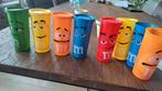 8 m&m bekers 5 met deksel, Huis en Inrichting, Keuken | Servies, Ophalen of Verzenden, Gebruikt, Overige stijlen
