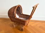 Vintage Retro Schattig oud rotan poppenwagen 60s/70s, Antiek en Kunst, Antiek | Speelgoed, Ophalen