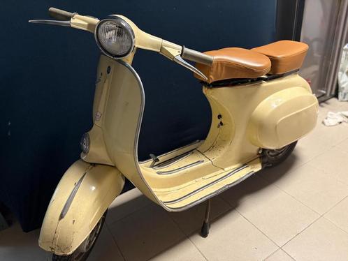 Vespa 50l | 1967 | originele lak, Fietsen en Brommers, Brommers | Oldtimers, Overige merken, Maximaal 45 km/u, Ophalen