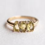 Vintage 10K gouden trilogy ring Prasioliet & diamant 17,25, Ophalen of Verzenden, Zo goed als nieuw, 17 tot 18, Met edelsteen
