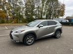 Zeer nette Lexus NX 300H 2.5 E-cvt 4WD 2015 Grijs, Auto's, Lexus, Automaat, 1750 kg, 1760 kg, 155 pk