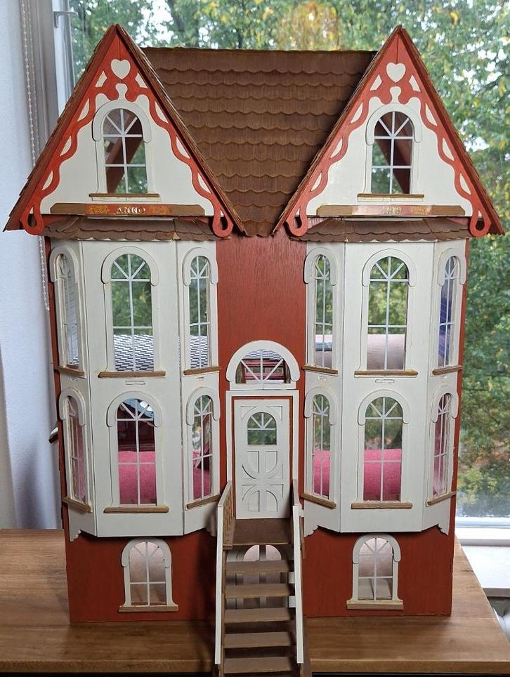 Poppenhuis met 4 verdiepingen, dun hout, Verzamelen, Poppenhuizen en Toebehoren, Gebruikt, Poppenhuis, Ophalen