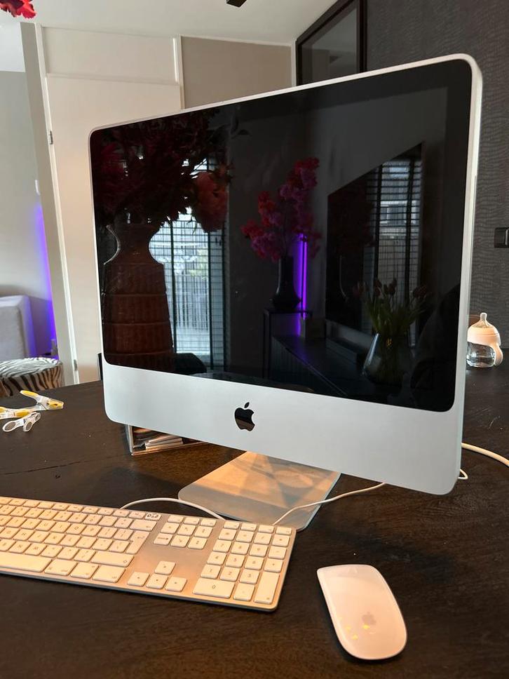 iMac 2009 + apple muis/toetsenbord, Computers en Software, Apple Desktops, Gebruikt, iMac, HDD, 2 tot 3 Ghz, 4 GB, Ophalen
