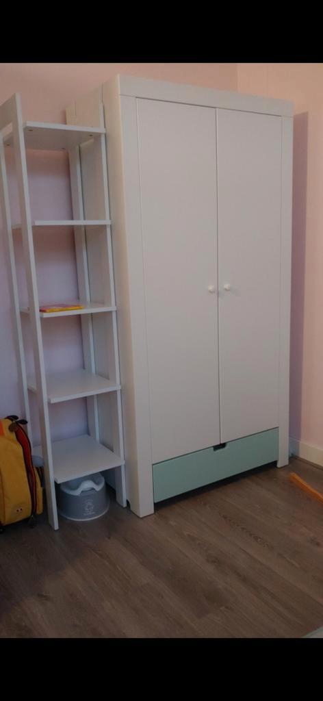 Babykamer compleet! Kledingkast ledikant ladekast boekenrek, Kinderen en Baby's, Kinderkamer | Complete kinderkamers, Gebruikt