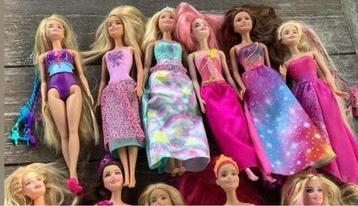Barbie 11 poppen 4 met geluid. Vakantie cadeau  beschikbaar voor biedingen