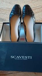 Lakleer. Croco. Instapper. Kleur: donkerbruin Maat 39, Ophalen of Verzenden, Zo goed als nieuw, Bruin, Instappers