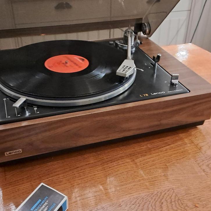 Lenco L78 platenspeler in prachtige staat met Shure M-91E, Audio, Tv en Foto, Platenspelers, Zo goed als nieuw, Platenspeler, Overige merken