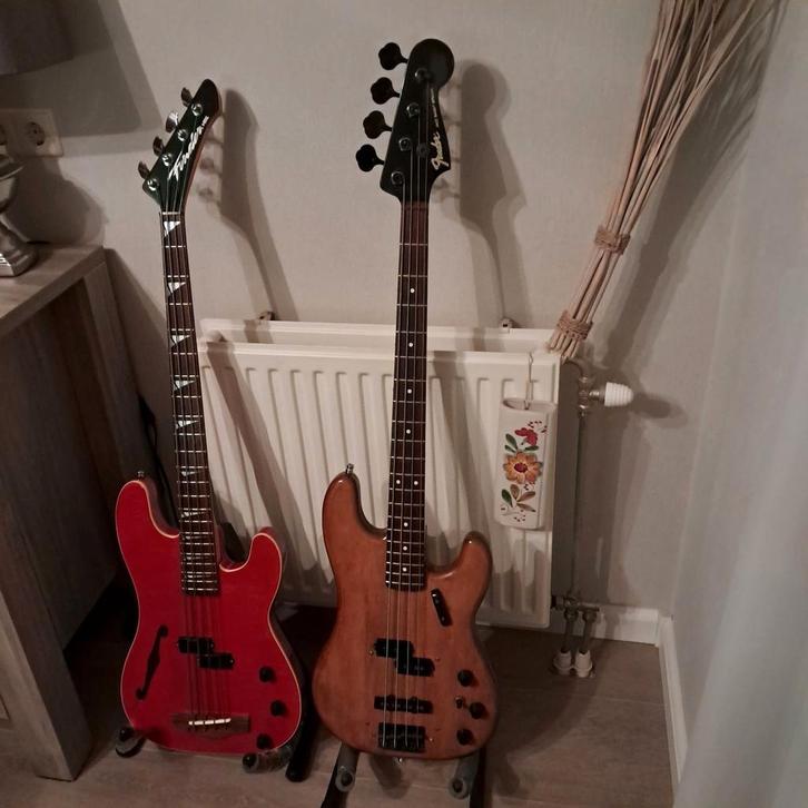 Fender Jazzbass-Special 1997en HMT 1990, Muziek en Instrumenten, Snaarinstrumenten | Gitaren | Bas, Gebruikt, Elektrisch, Ophalen