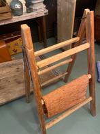 Houten Rek voor Handdoeken/Tijdschriften, Ophalen of Verzenden, Gebruikt