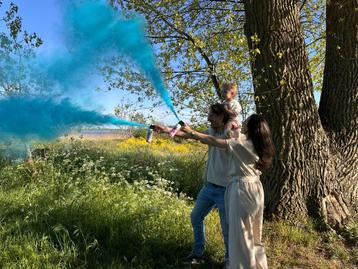Gender Reveal Vuurwerk [rook/confetti/fakkel] beschikbaar voor biedingen