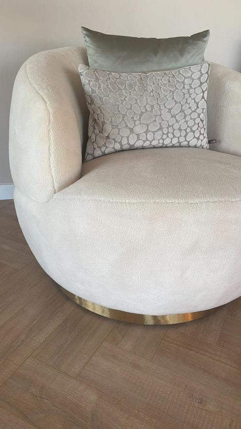 Richmond white Teddy draai fauteuil, Huis en Inrichting, Fauteuils, Zo goed als nieuw, Ophalen