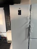 Kastmodel vriezer no frost  B keuze 280 liter, 200 liter of meer, Met aparte vriezer, Refurbished, Energieklasse A of zuiniger
