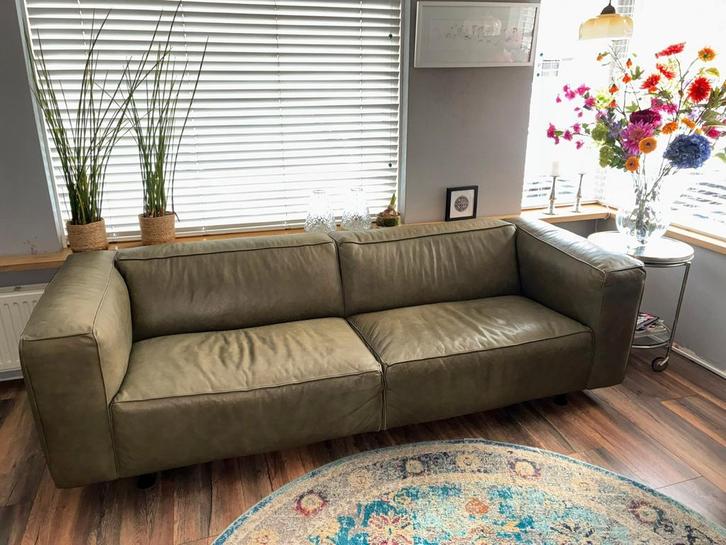 Stoere olijfgroene leren 3-zitsbank Piet Klerkx Musica, Huis en Inrichting, Banken | Bankstellen, Zo goed als nieuw, 200 tot 250 cm