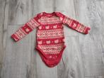 Prachtige rode Kerst romper, Kerst pakje van C&A, 92. ZGAN!, Nacht- of Onderkleding, Ophalen of Verzenden, Onb, Jongen of Meisje