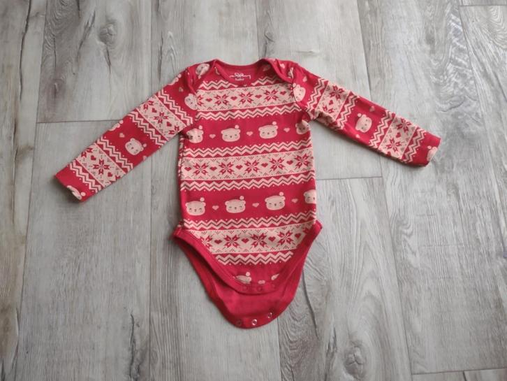Prachtige rode Kerst romper, Kerst pakje van C&A, 92. ZGAN!, Kinderen en Baby's, Kinderkleding | Maat 92, Zo goed als nieuw, Jongen of Meisje
