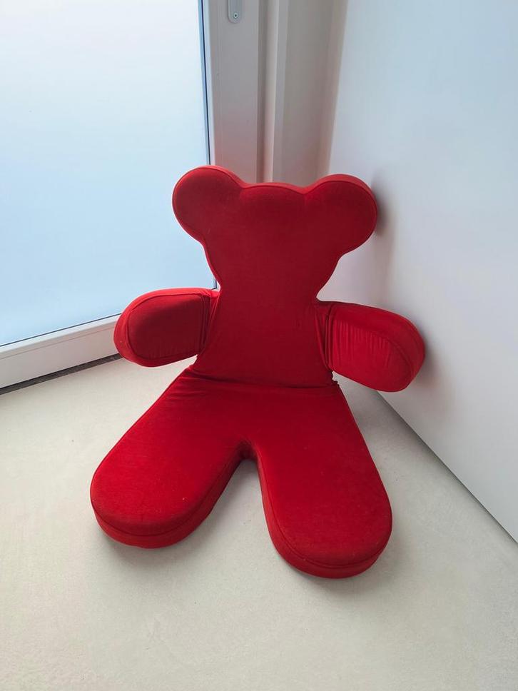 Vintage IKEA PS Brum Beer Kinderstoel - Rood, Huis en Inrichting, Stoelen, Gebruikt, Eén, Stof, Rood, Ophalen