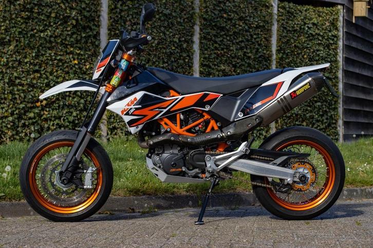 KTM 690 SMC-R 2014 in nieuwstaat, Motoren, Motoren | KTM, Particulier, SuperMoto, meer dan 35 kW, 1 cilinder, Ophalen