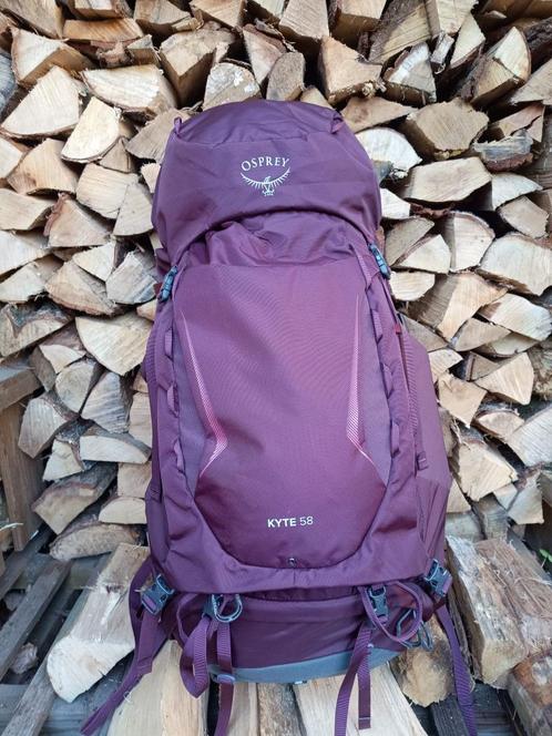 Dames backpack Osprey Kyte 58 WM/L elderberry purple, Sport en Fitness, Bergsport en Wandelen, Zo goed als nieuw, Rugzak, Ophalen of Verzenden