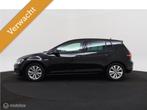 Volkswagen Golf 1.0 TSI Comfortline PDC Camera Cruise Clima, Stof, Gebruikt, Met garantie (alle), Zwart