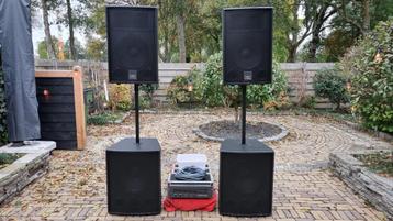 Wharfedale Pro Lix Speaker set met Dynacord amp Geluid set beschikbaar voor biedingen