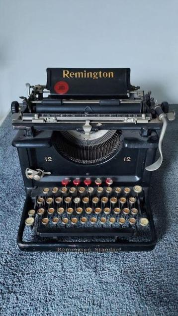 Remmington 12 typmachine beschikbaar voor biedingen