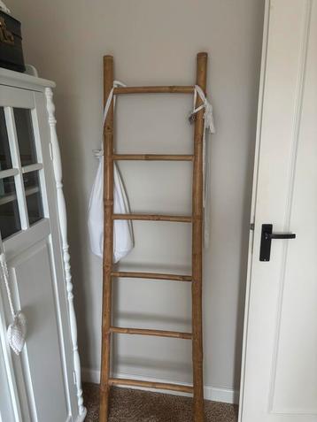 Decoratieve ladder kinderkamer beschikbaar voor biedingen