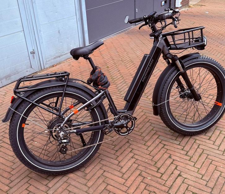 RadRhino 6 plus stepthru | ZGAN |, Fietsen en Brommers, Elektrische fietsen, Zo goed als nieuw, Overige merken, Ophalen