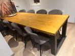 Eetkamer tafel. 3 meter lang, houten onderstel, 200 cm of meer, Ophalen of Verzenden, Zo goed als nieuw, Vijf personen of meer