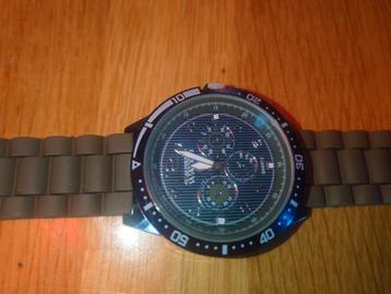 Horloge beschikbaar voor biedingen