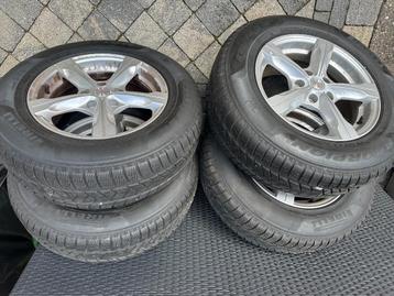 Winterbanden RAV 4 beschikbaar voor biedingen