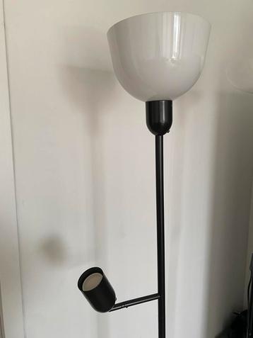 Ikea Vloerlampen met Leeslamp beschikbaar voor biedingen