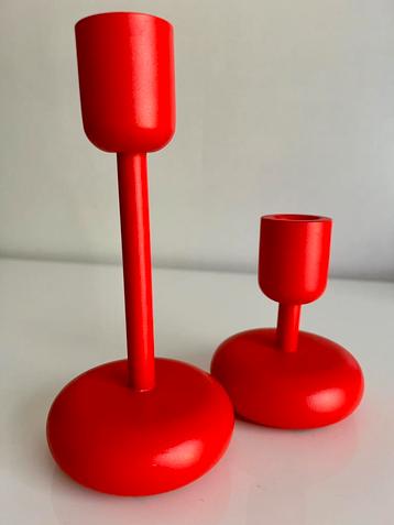 2 Design Iittala Nappula Kandelaar Kyoto Rood Nieuwstaat beschikbaar voor biedingen