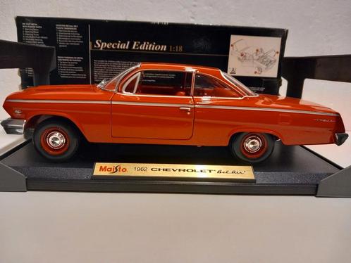 Chevrolet Bel Air sedan rood 1962 Maisto metal 1:18 KRD, Hobby en Vrije tijd, Modelauto's | 1:18, Zo goed als nieuw, Auto, Maisto