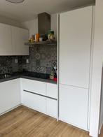 Moderne greeploze mat witte hoekkeuken + GEDEMONTEERD, Huis en Inrichting, Keuken | Complete keukens, Wit, Hoekkeuken, Ophalen of Verzenden