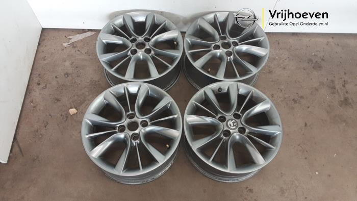 Velgen set van een Opel Adam (Adam 13-), Auto-onderdelen, Banden en Velgen, Personenwagen, Gebruikt, 3 maanden garantie, Ophalen of Verzenden