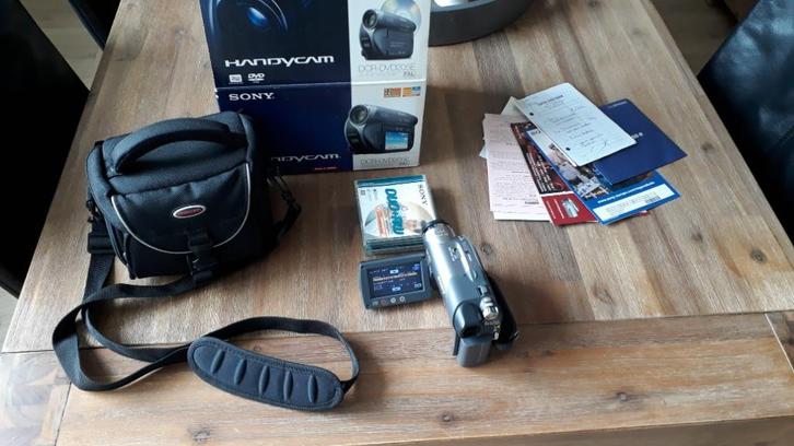 Sony Handycam  foto-filmcamera ,nieuwstaat ., Audio, Tv en Foto, Videocamera's Digitaal, Zo goed als nieuw, Camera, Mini dv, Sony