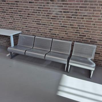 ARTIFORT LAGOS 3- ZITS + 1 ZITS BANK  [ metaal / aluminium ] beschikbaar voor biedingen