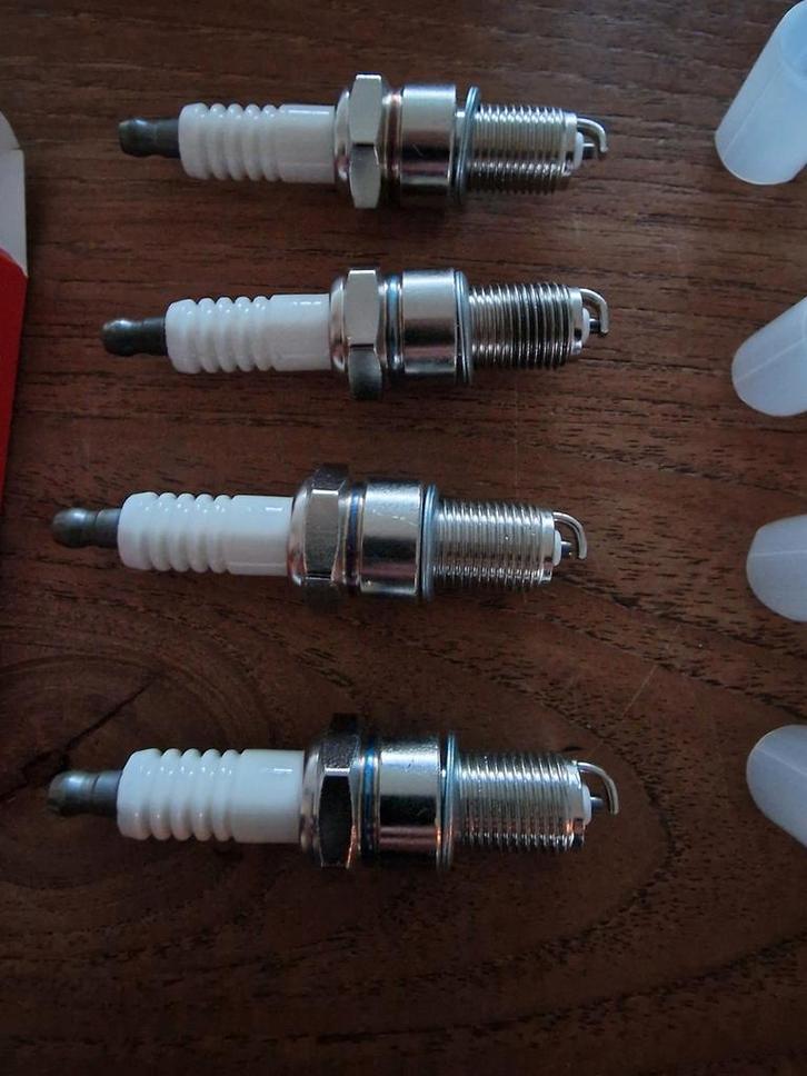 Nieuwe NGK BPR 6S Bougies - Set van 4, Auto-onderdelen, Motor en Toebehoren, Universele onderdelen, Nieuw, Ophalen of Verzenden