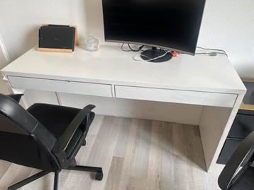 Office table