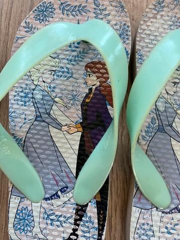 Frozen slippers maat 24/25 beschikbaar voor biedingen