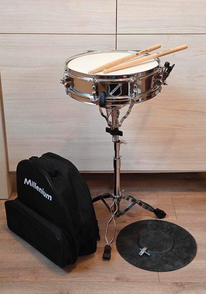 Millenium 13" Snare Drum beginner pakket, Muziek en Instrumenten, Drumstellen en Slagwerk, Zo goed als nieuw, Overige merken, Verzenden