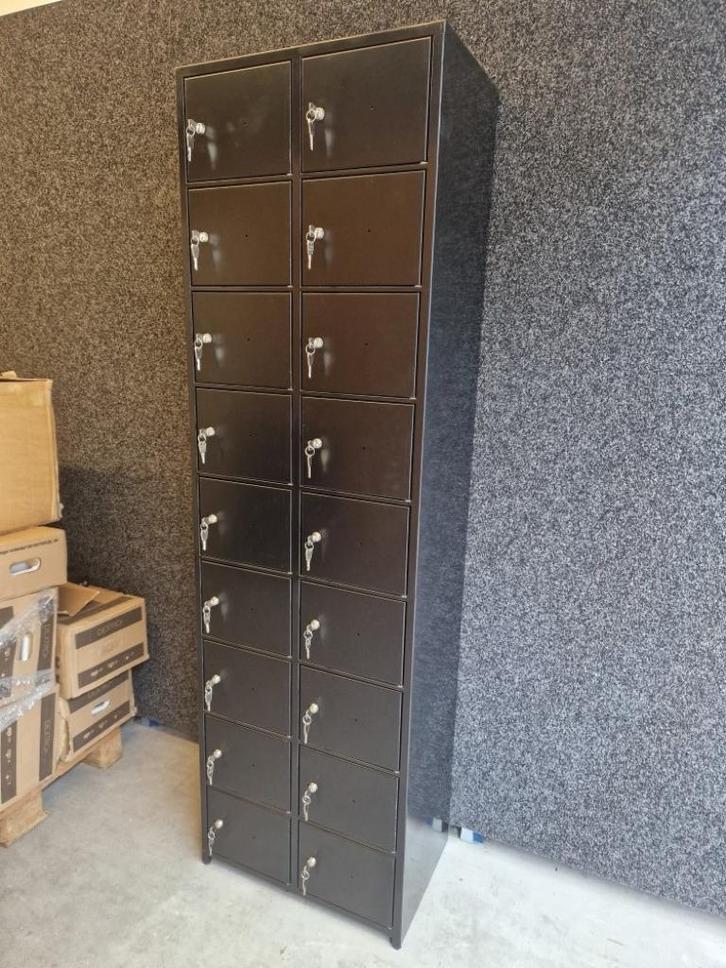 NIEUW Zwarte Locker 20 Kluisjes 200x60x38 cm, Huis en Inrichting, Kasten | Lockerkasten, Nieuw, Ophalen of Verzenden