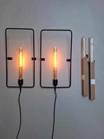 Loods 5 - Wandlampen incl. 4 bijzondere LED lampen beschikbaar voor biedingen